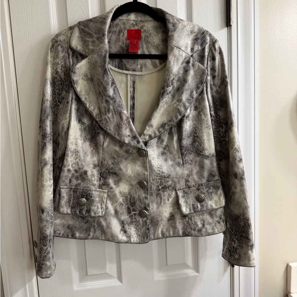 V Cristina Gray and White Patterned Blazer with Notched Lapel
